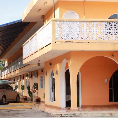 Hotel Bugambilias Ticul Buitenkant foto